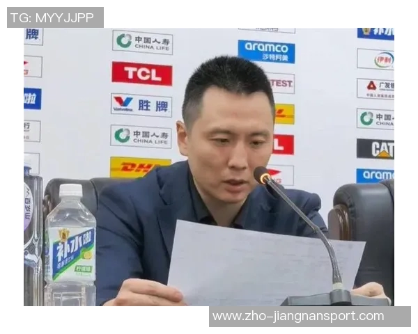 天津足球主教练最新人选揭晓球队未来发展方向引发关注